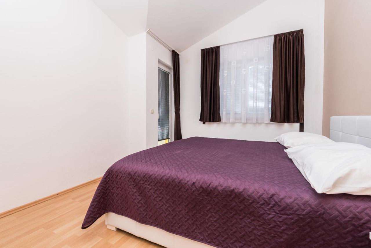 Apartments Danijela 1 Sukošan Buitenkant foto